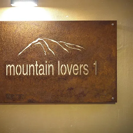 Mountain Lover One By Aa Homes Apartment